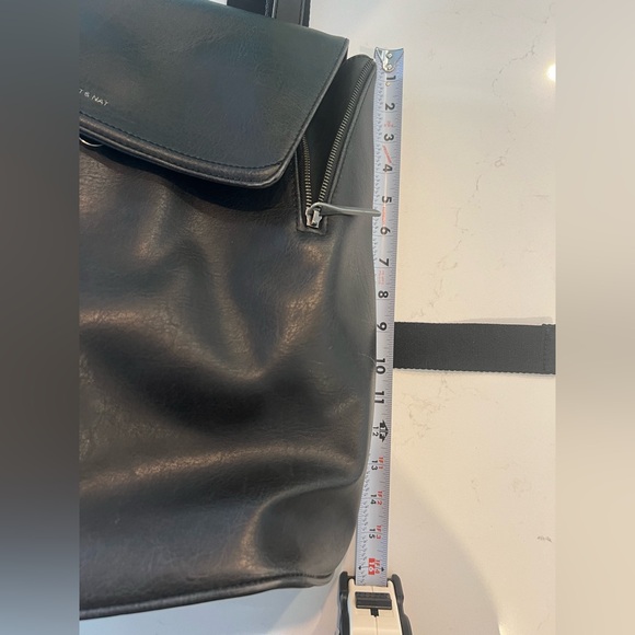 Matt and Nat Black Fabi Backpack - Picture 4 of 10